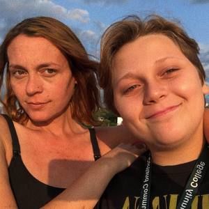 Meet your Posher, Devin